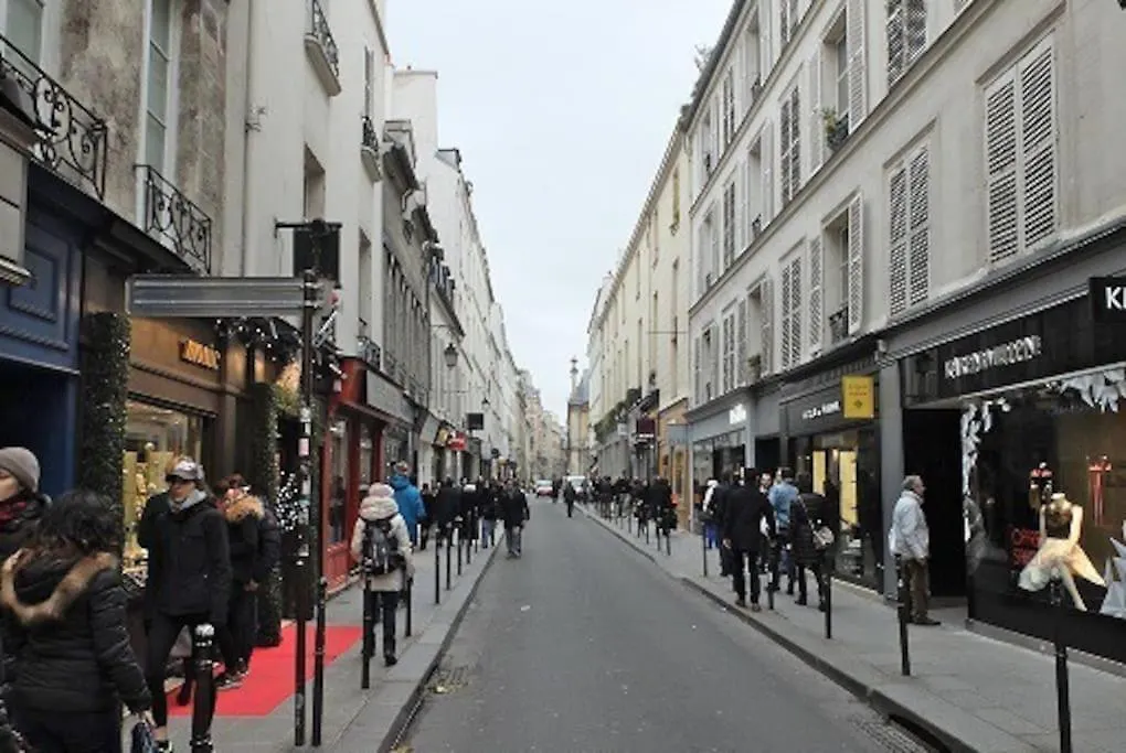 Le Marais, Fantastic View On Archives Nationales Apartment Paris France